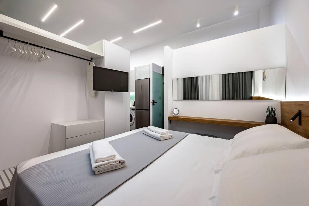 Poem Apartment Кос Екстериор снимка